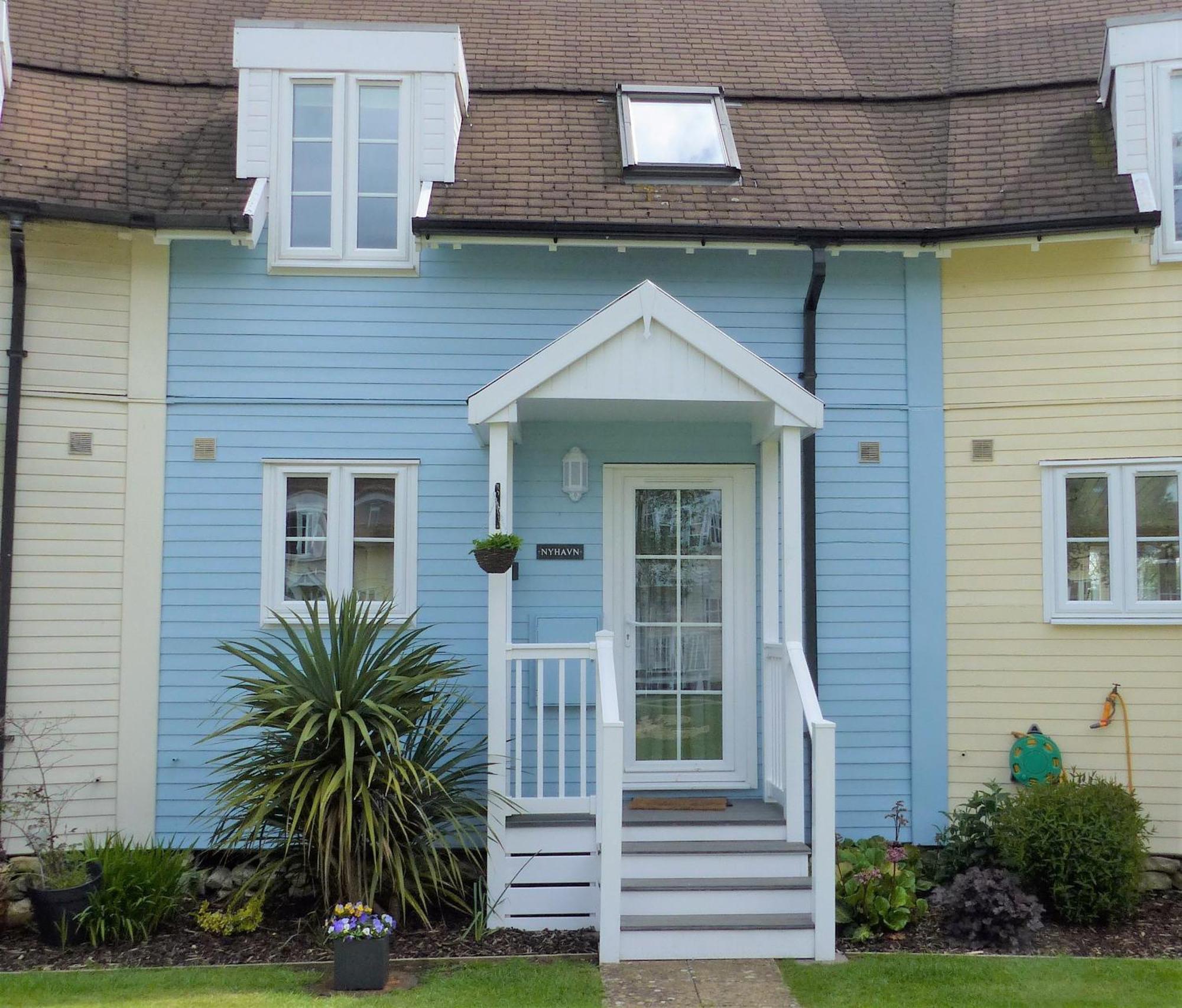Nyhavn Lakeside Cottage Cirencester Exteriör bild
